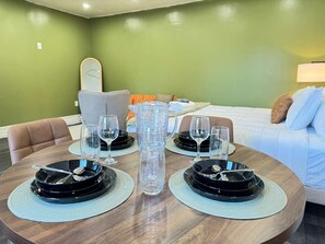 1 habitación y caja de seguridad en la habitación 