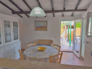 Dining - Cicocca - just a few steps from the sea (Portoferraio)