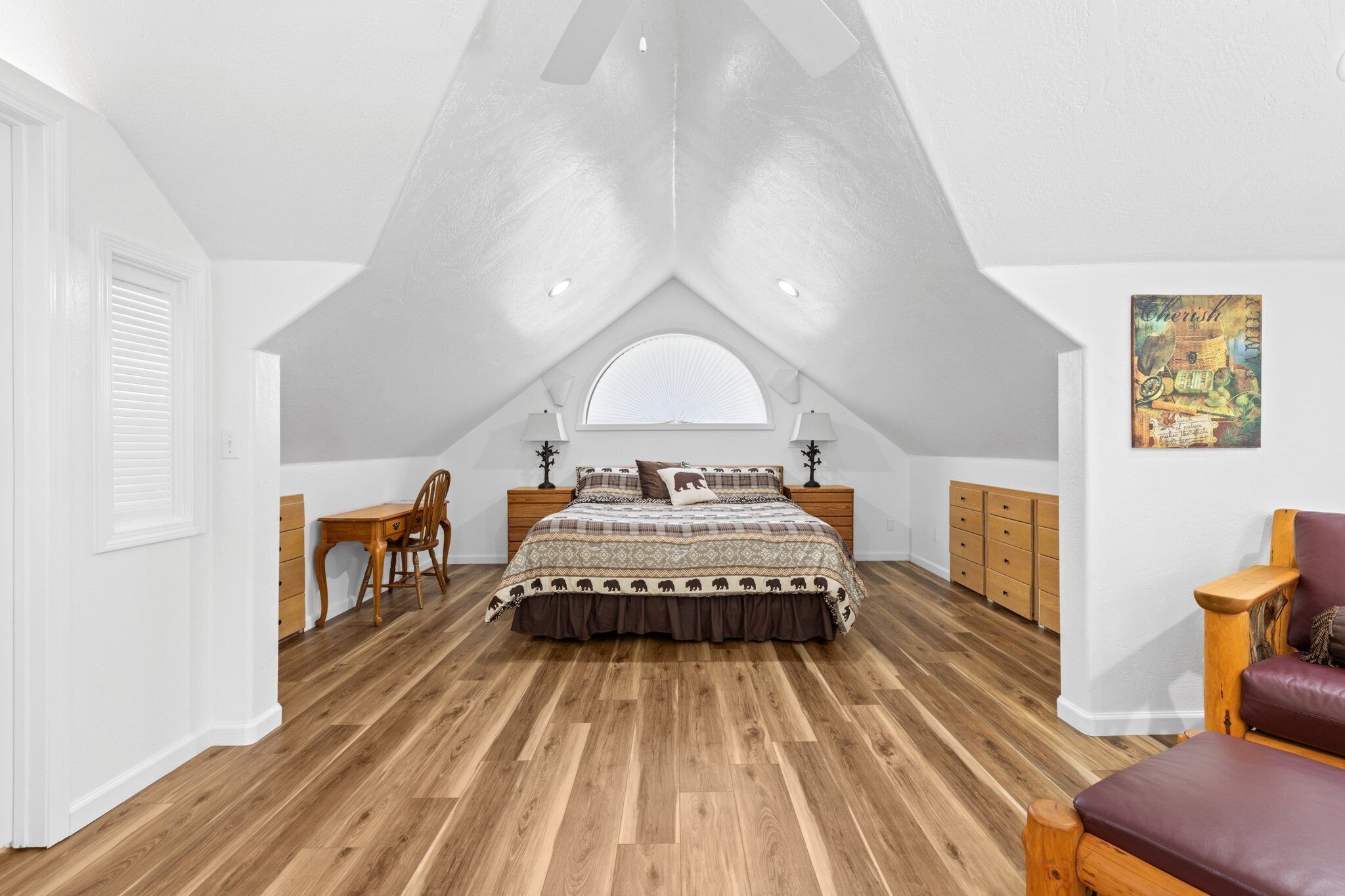 2 chambres, accès Internet, draps fournis