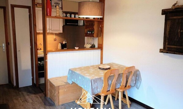 Dining - Apartment in Le Grand-bornand With Views (Le Grand-Bornand)