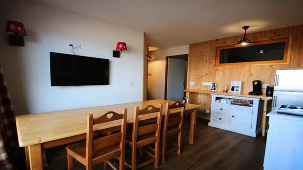 Dining - Dba124p - 2 Bedroom Apartment + Sleeping Alcove - Balcony - Sleeps 8 - 1800 Area (Puy-Saint-Vincent)