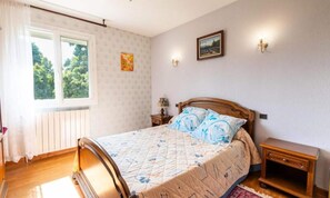 Trang bị nội thất với thiết kế riêng biệt, bộ trải giường 