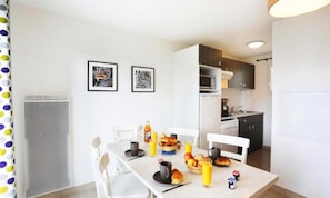 Apartment | Dining - 3-room Duplex Maisonette for 4/6 People (Audierne)