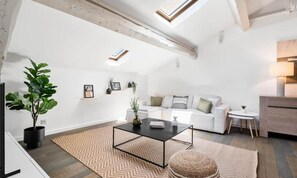 Living area - Apartments for 2 People (Cannes)