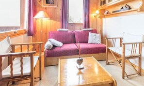 Living area - Beautiful Duplex Apartment (La Plagne-Tarentaise)