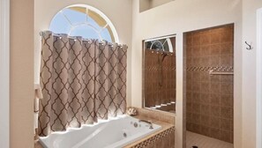 Shower, hair dryer, towels - Mermaid Landing - Beautifully furnished pool home (Englewood)