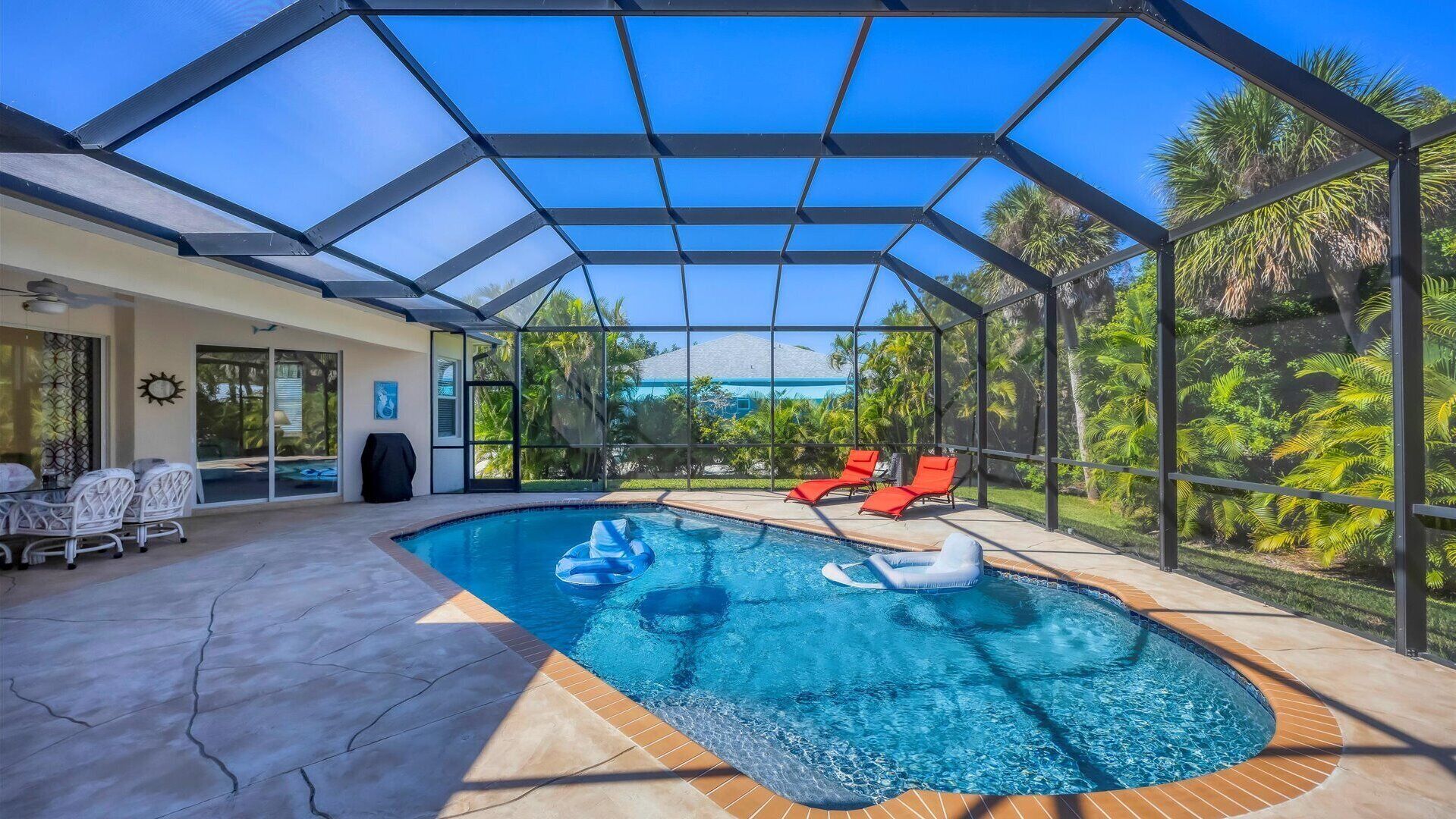 Et oppvarmet basseng