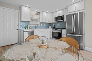 Fridge, microwave, oven, stovetop - Newly Renovated Studio at Beach & Tennis 1401 (Bonita Springs)