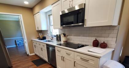 On the golf course, 4-bedroom brick house in Peachtree City