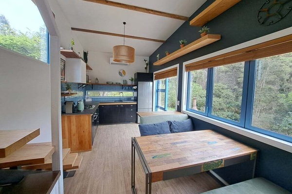 Manu Waiata (Birdsong) – your peaceful off-grid escape nestled in native bush at the head of Lyttelton Harbour