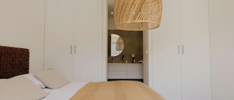 4 chambres, fer et planche Ă repasser, accĂšs Internet, draps fournis