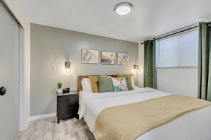 1 habitación, tabla de planchar con plancha, wifi y ropa de cama