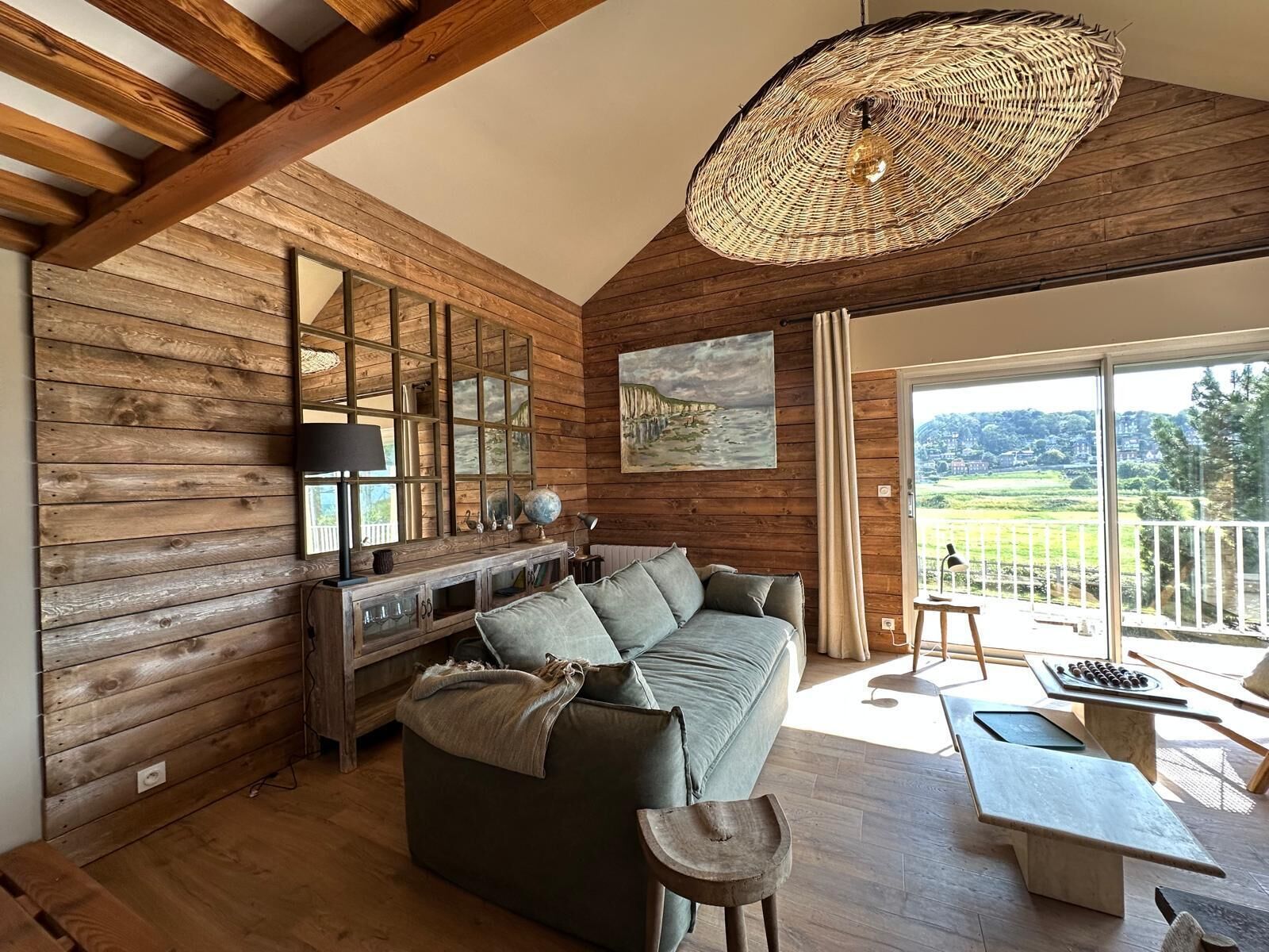 Télévision, cheminée