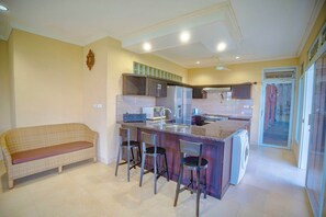 デラックス ルーム バルコニー | 共用キッチン