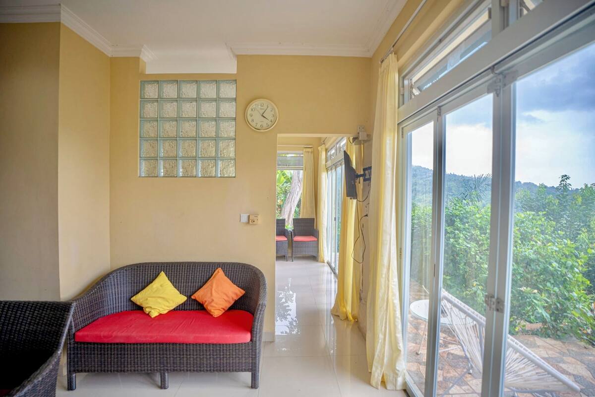 Family Suite, Balcony | Bed sheets