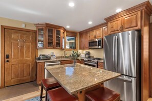 Fridge, microwave, stovetop, dishwasher - New Listing! Stylish Alpine Townhome. Steps To Snowmass Slopes & Village. HT, Parking, FP, Grill (Snowmass Village)