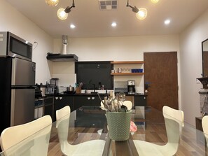 Mikrovågsugn, ugn och spishäll