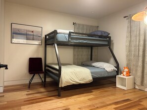 3 sovrum, strykjärn/strykbräda, wi-fi och sängkläder