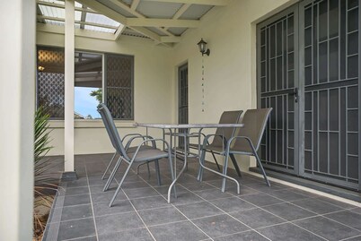 Cozy Caroline - Near CBD, Family retreat