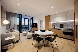 Interior - Saint Noir (St Kilda)