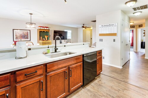 Fenced-In Yard w/ Deck: Pet-Friendly Lochbuie Home