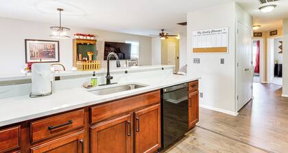 Fenced-In Yard w/ Deck: Pet-Friendly Lochbuie Home