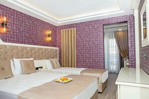 Een kluis op de kamer, een laptopwerkplek, geluiddichte muren