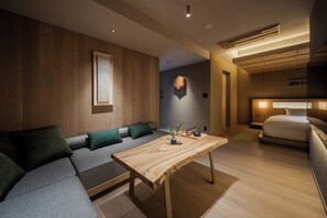 特級開放式套房, 私人泳池, 城市景 | 客廳 | 智能電視