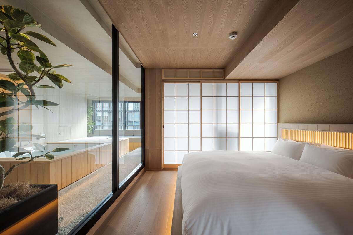 Family Suite, 2 Bedrooms, City View | In-room safe, blackout drapes, iron/ironing board, WiFi (free)