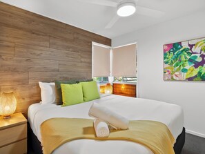 3 bedrooms, iron/ironing board, Internet, bed sheets