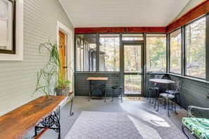 Interior - Serene Getaway w/ Trail Access in Chester Springs (Chester Springs)