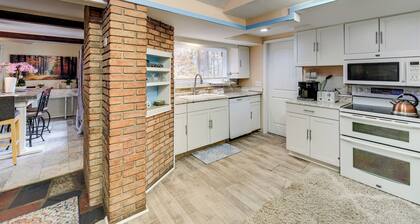 Easy Cleveland Access! Quiet Suburb Stay w/ Yard