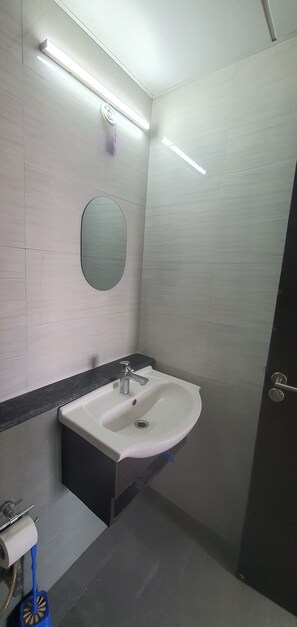 Towels, soap, toilet paper