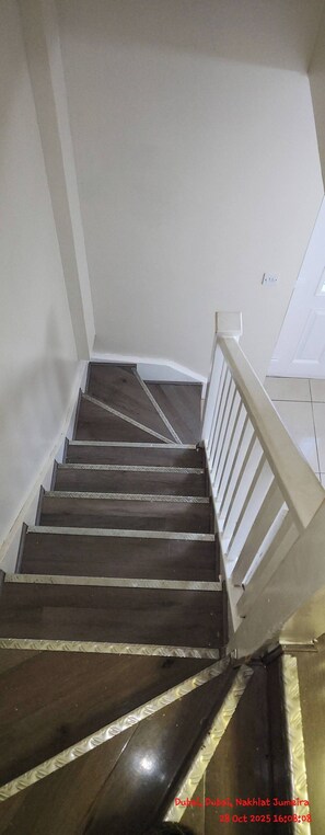 Maison, 3 chambres | Intérieur