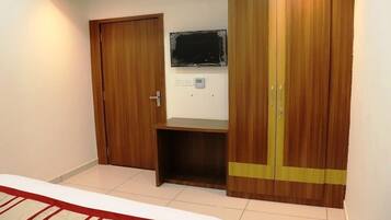 Klassieke tweepersoonskamer | Een laptopwerkplek, gratis wifi