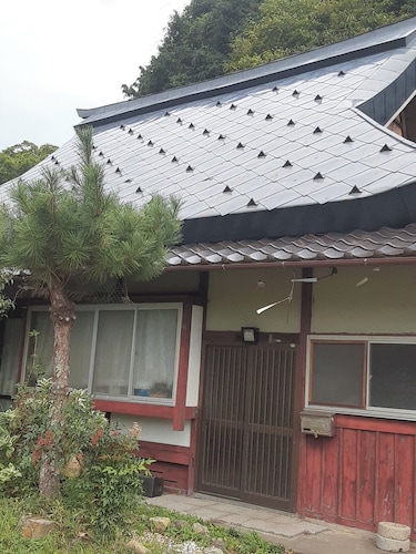 Two sixtatami Japanesestyle rooms / Tanbasasayama Hyōgo