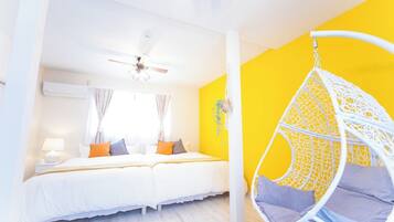 3 室のベッドルーム、デスク、WiFi (無料)、ベッドシーツ