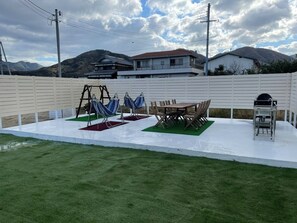 Outdoor dining - Accommodates 10 people A private house with a spacious garden where you can enjoy BBQ _ Shinmura  / Sumoto Hyōgo (Sumoto)