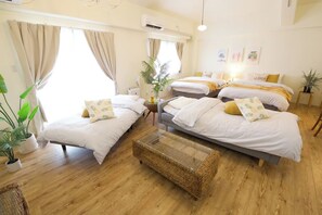 Desk, iron/ironing board, free WiFi, bed sheets - 5minute walk to the beach 23 minutes from the a / Ishigaki Okinawa (Ishigaki)