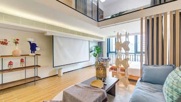 Basic Triple Room, City View | Free WiFi