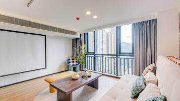 Loft básico, vista a la ciudad | Wifi gratis