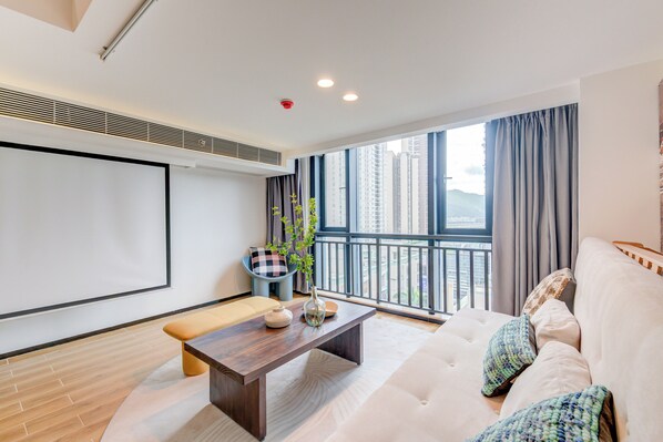 Basic Loft, City View | Free WiFi