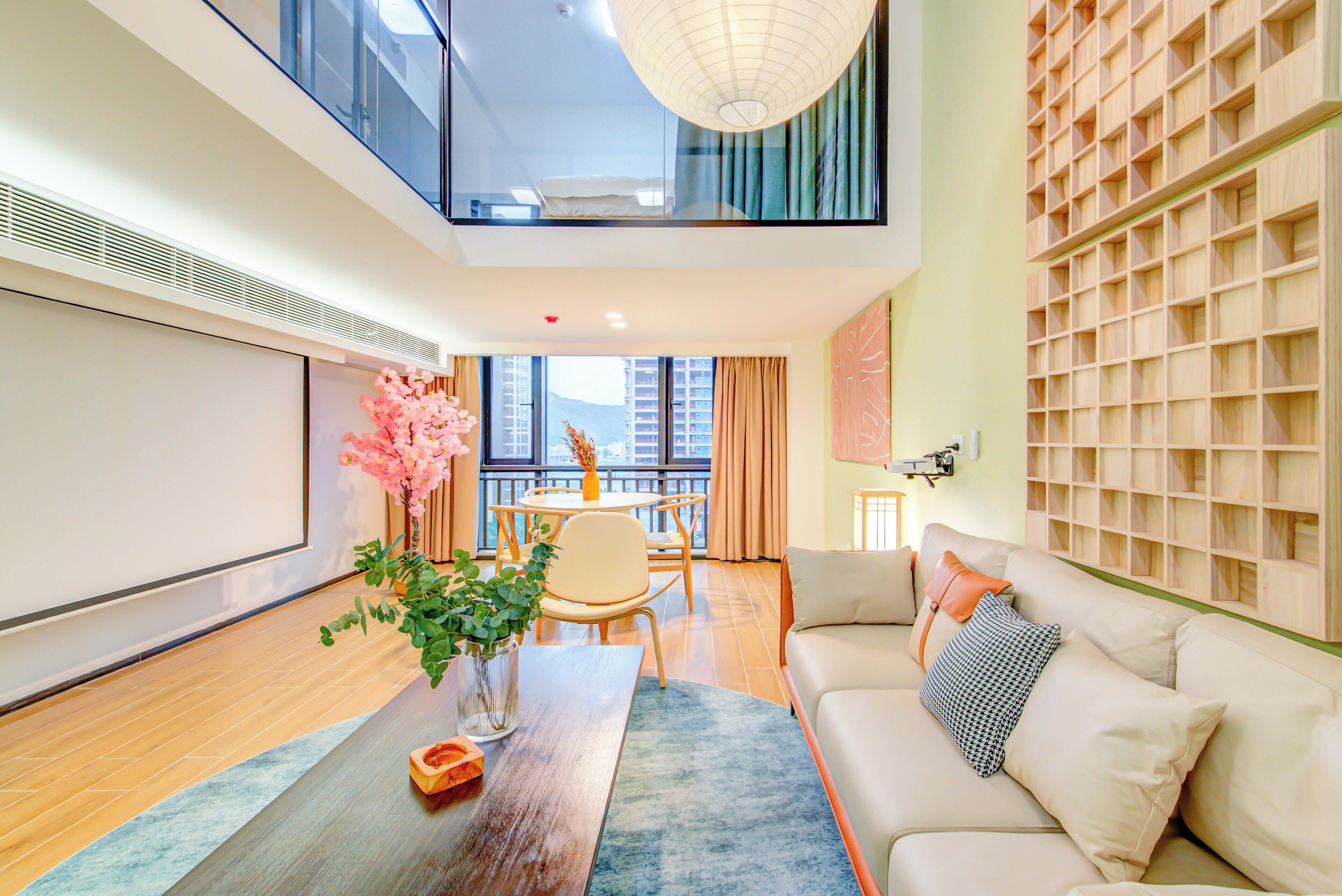 Basic Loft, City View | Free WiFi