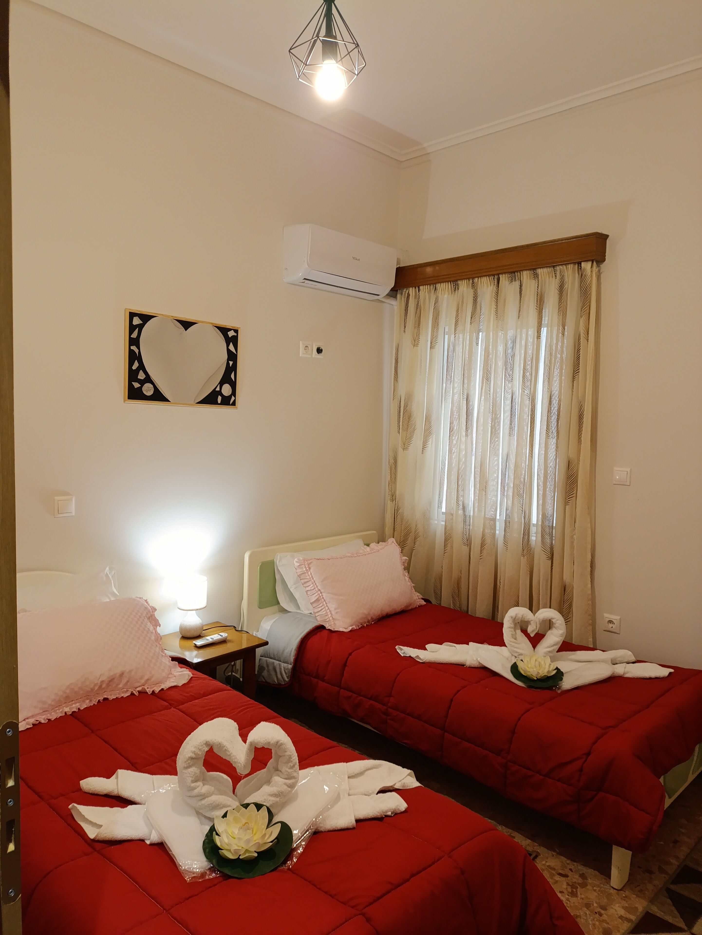 3 bedrooms, iron/ironing board, travel crib, WiFi