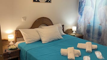 3 dormitorios, tabla de planchar con plancha, cuna de viaje y wifi