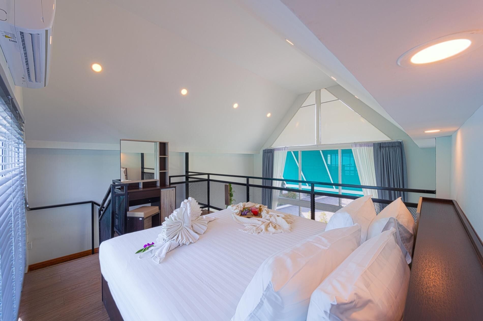 Casa de campo, varias habitaciones, para no fumadores, patio | Caja de seguridad en la habitación y cortinas blackout 