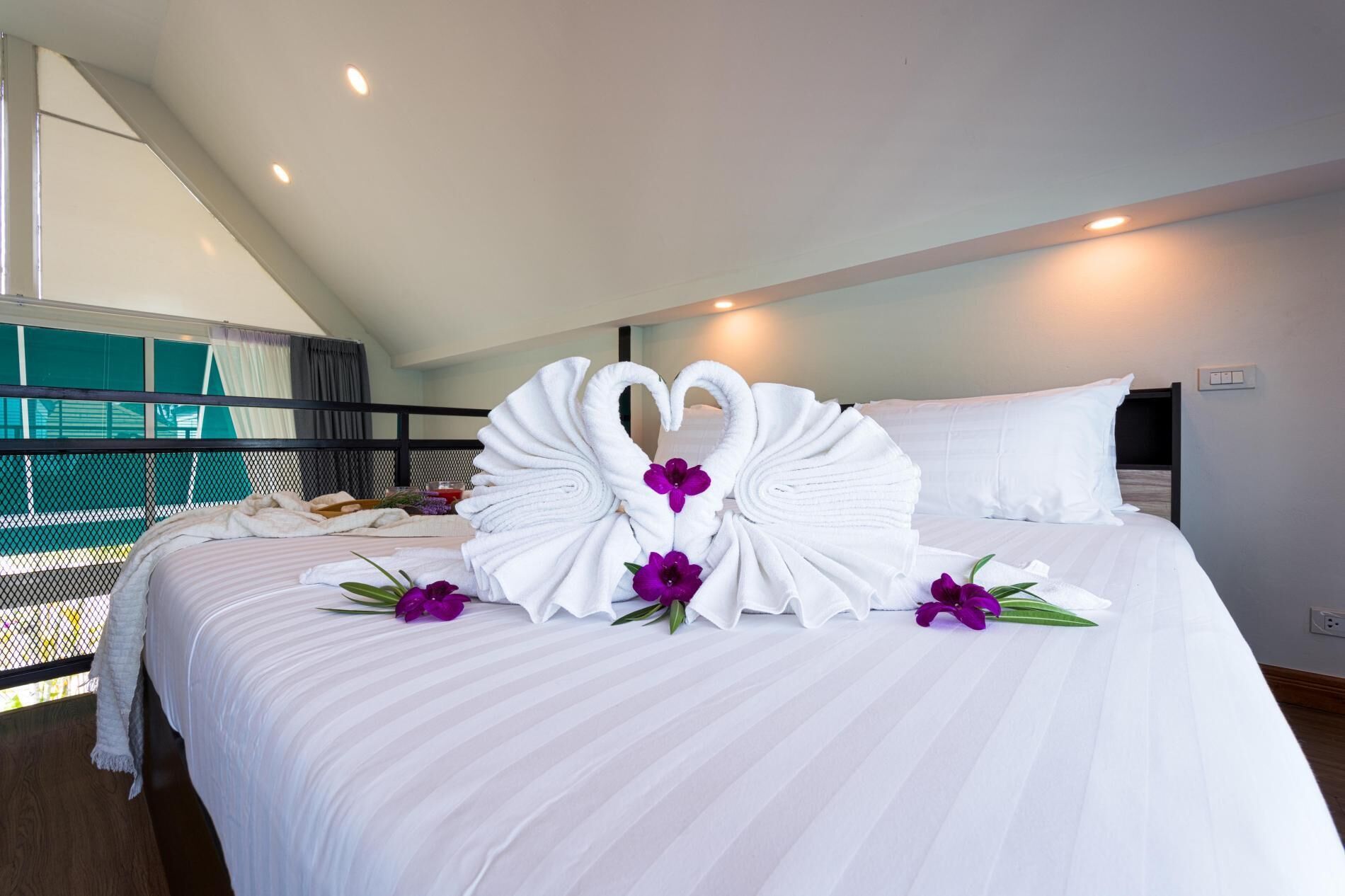 Cottage, Multiple Bedrooms, Non Smoking, Patio | Blackout drapes, free WiFi, bed sheets