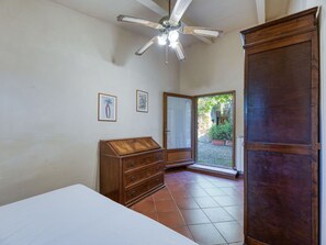 2 habitaciones, cuna de viaje y wifi gratis 