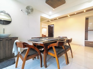Dining - Crescent Stays Financial District (Hyderabad)