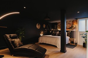 1 habitación, tabla de planchar con plancha, wifi gratis y ropa de cama 